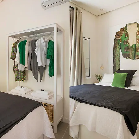 Santa Paula Pool & Luxury Apartment Sevilla
